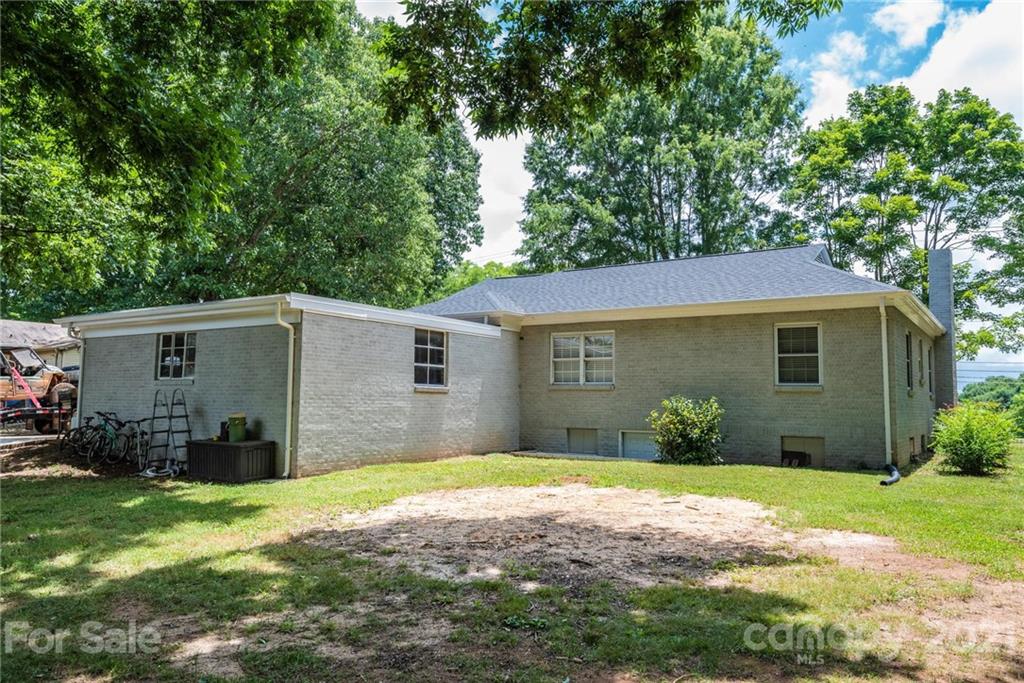 2831 Spencer Road Conover, NC 28613 - Photo 9 of 48 Gallery Image 9