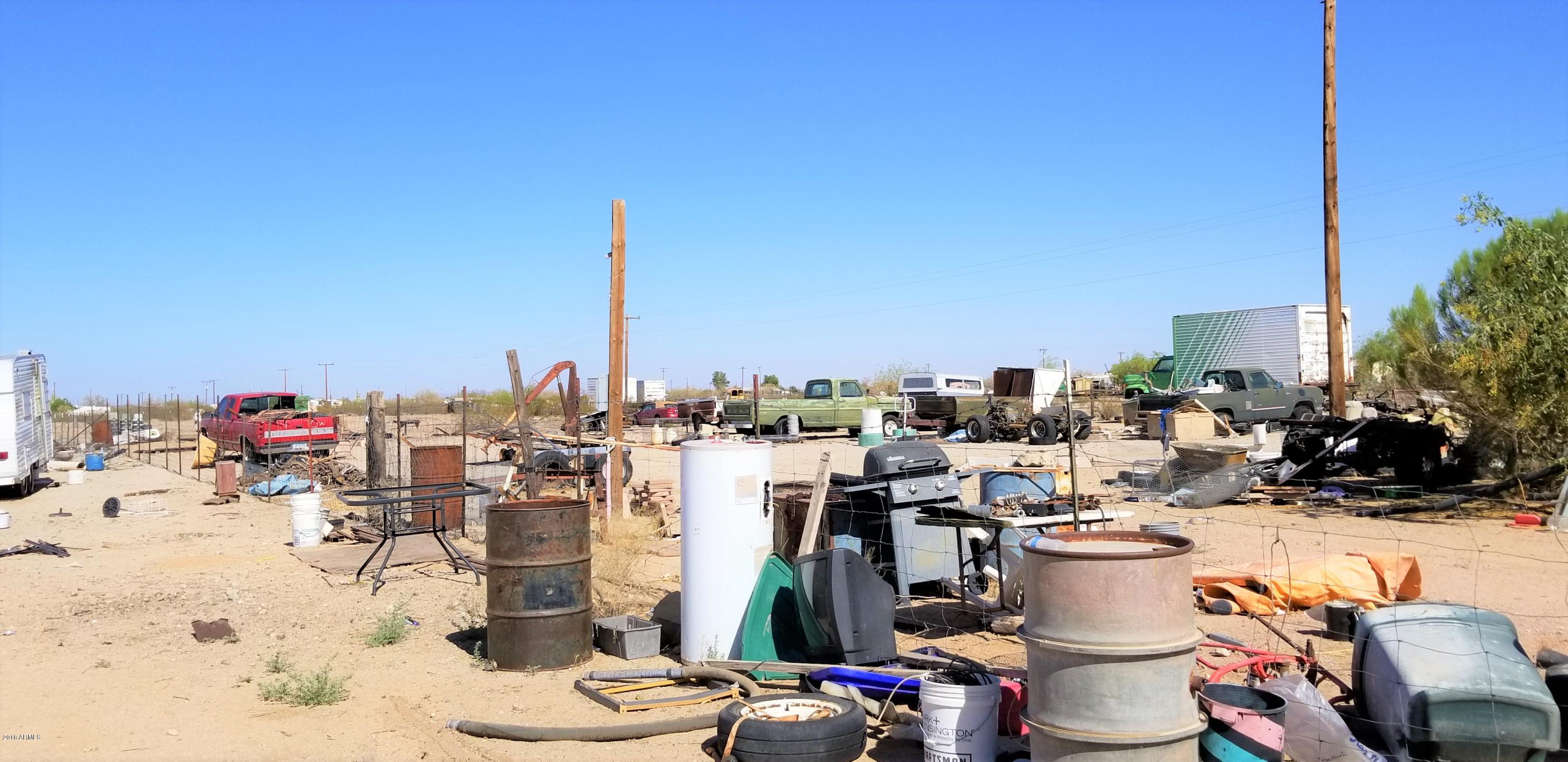4701 North Hidden Valley Road Maricopa, AZ 85139 - Photo 8 of 24 7_Mechanic Work Area
