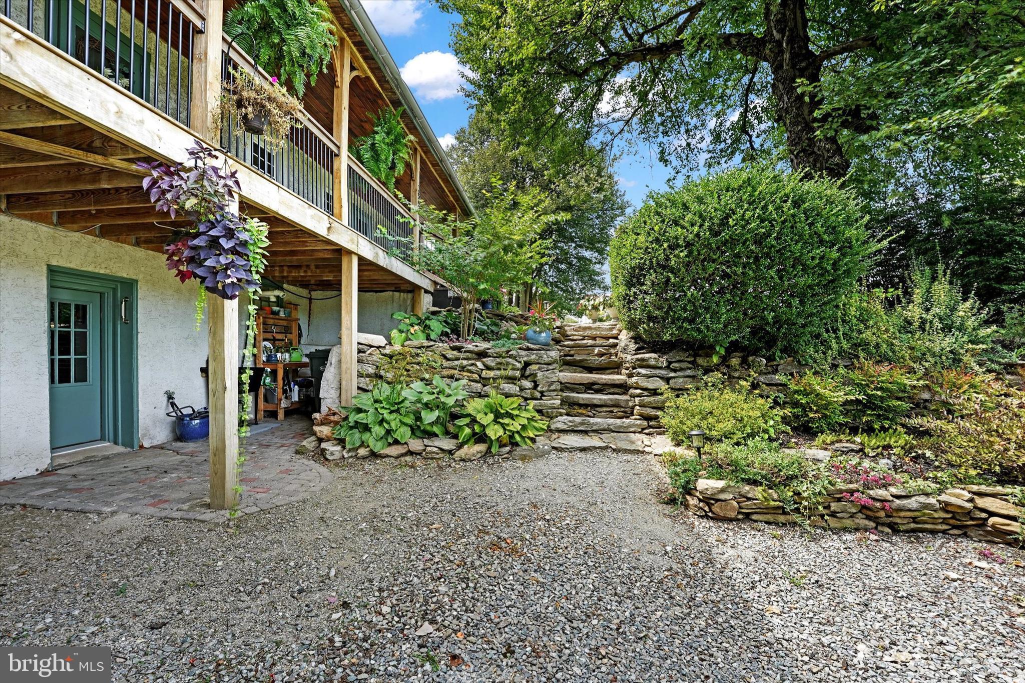 2550 Strasburg Road Coatesville, PA 19320 - Photo 4 of 60 2550 Strasburg Rd