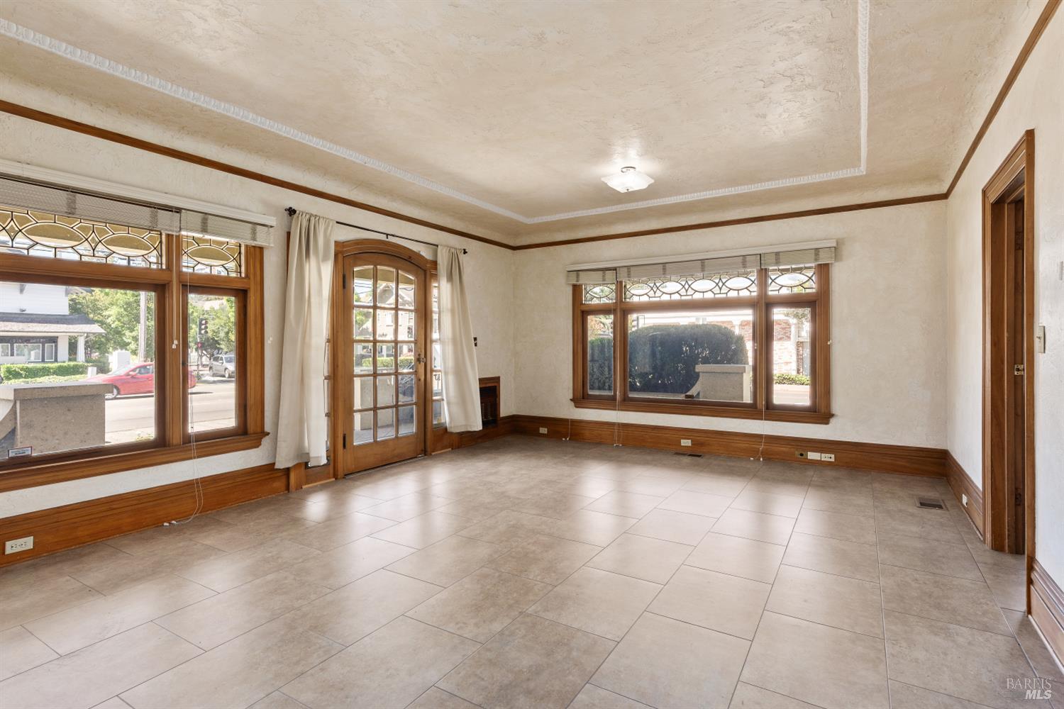 705 College Avenue Santa Rosa, CA 95404 - Photo 8 of 32