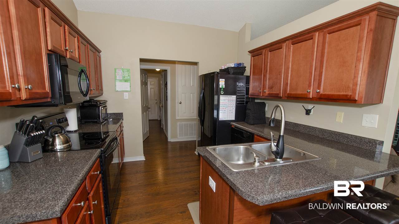 9604 Downing Way West Mobile, AL 36695 - Photo 9 of 24 Kitchen