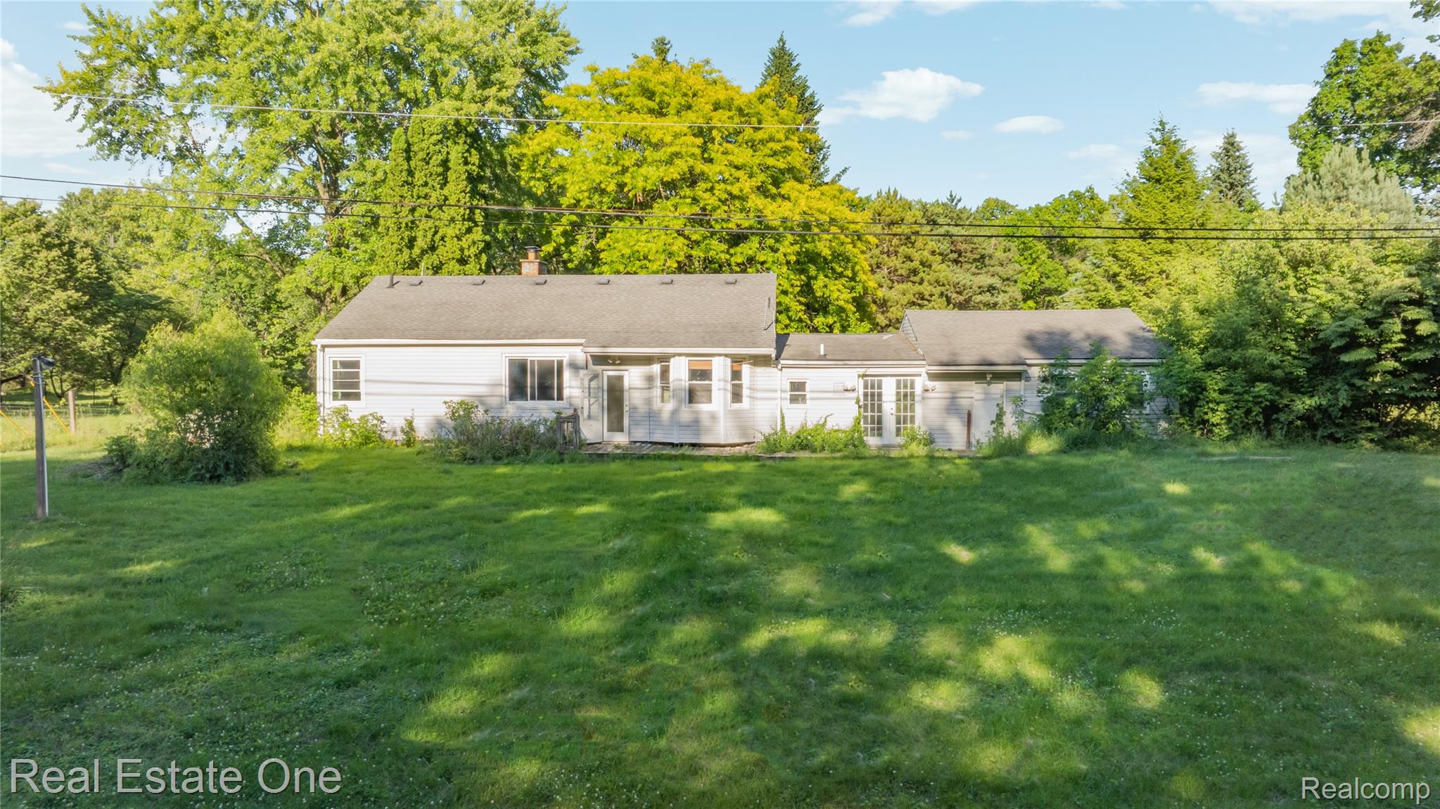 9585 North Eston Road Clarkston, MI 48348 - Photo 52 of 60 9585 N Eston - OnDemand Pix Photography (42).jpg