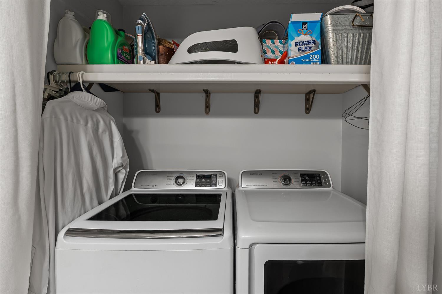 2739 Chilton Road Appomattox, VA 24522 - Photo 13 of 30 a utility room with dryer and washer