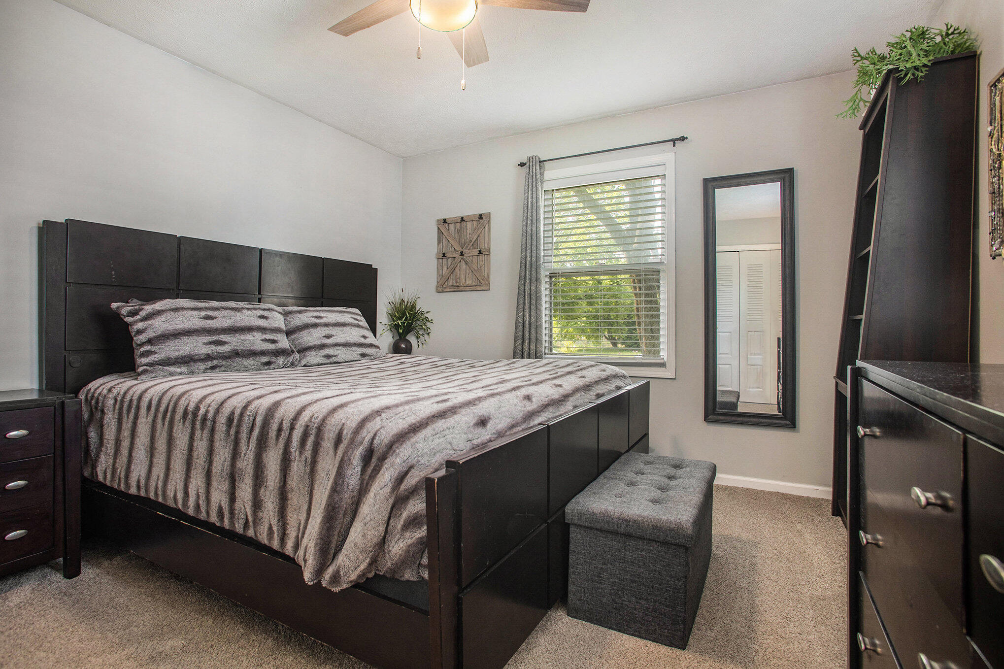 4522 Eventide Avenue Kalamazoo, MI 49009 - Photo 14 of 25 Primary Bedroom