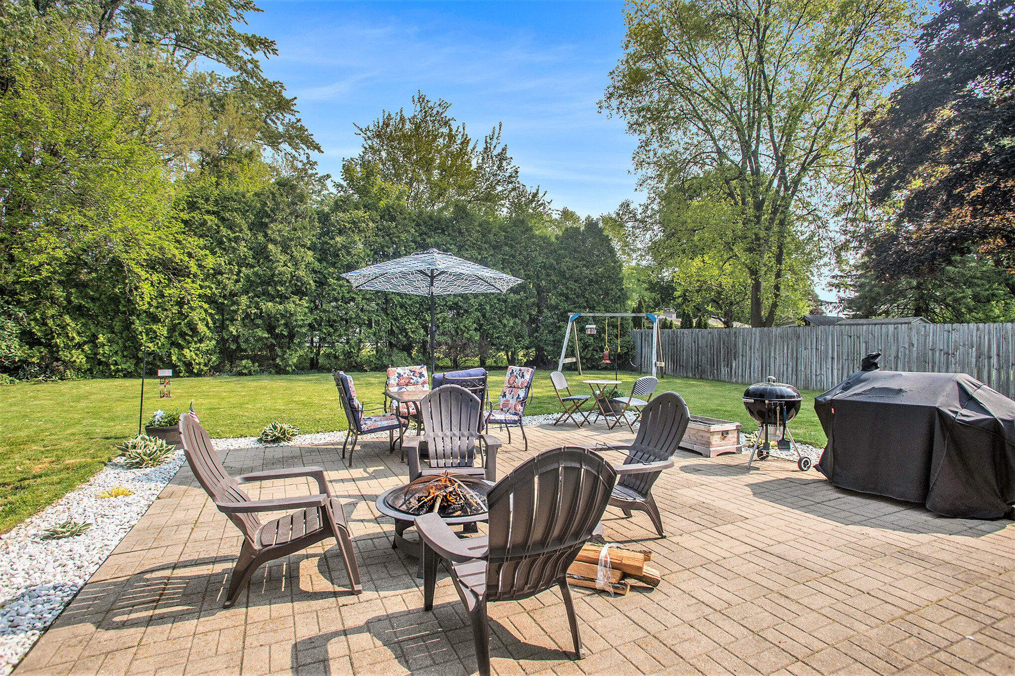 4522 Eventide Avenue Kalamazoo, MI 49009 - Photo 23 of 25 Back Patio