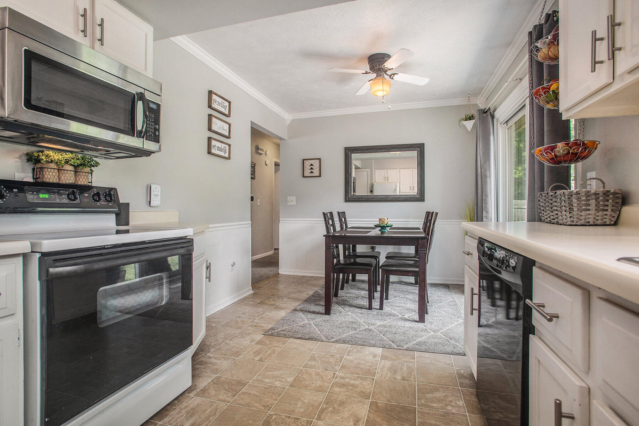 4522 Eventide Avenue Kalamazoo, MI 49009 - Photo 6 of 25 Eat in kitchen