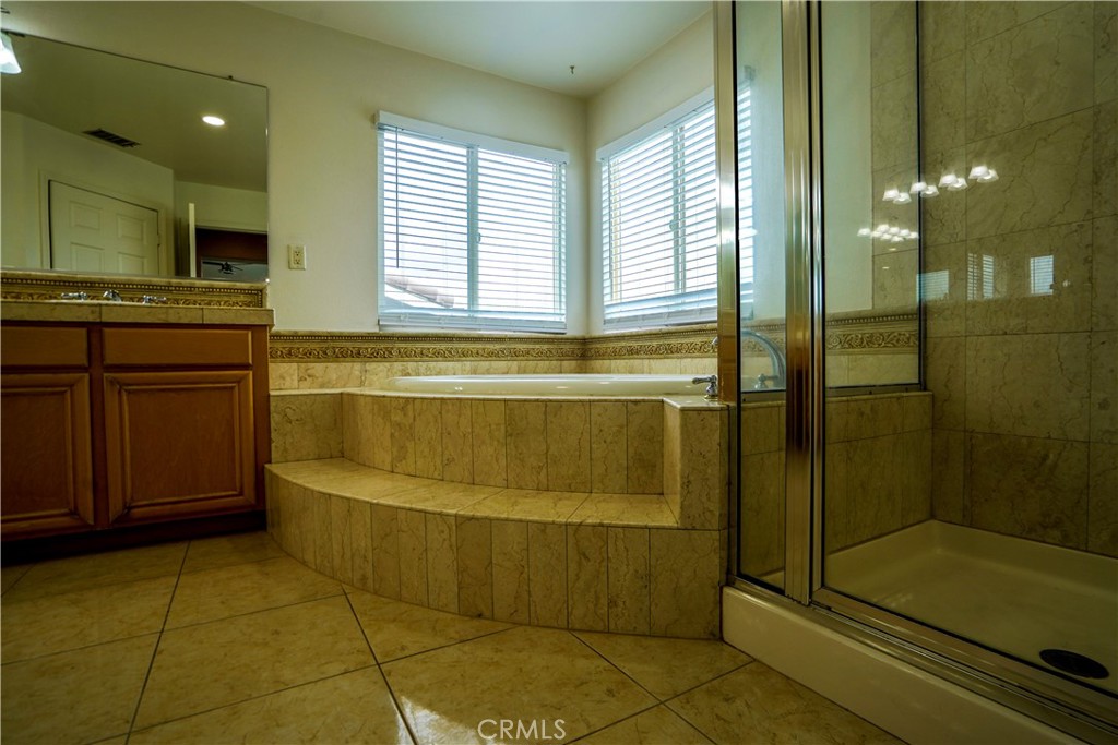 20640 Pesaro Way Porter Ranch, CA 91326 - Photo 18 of 49