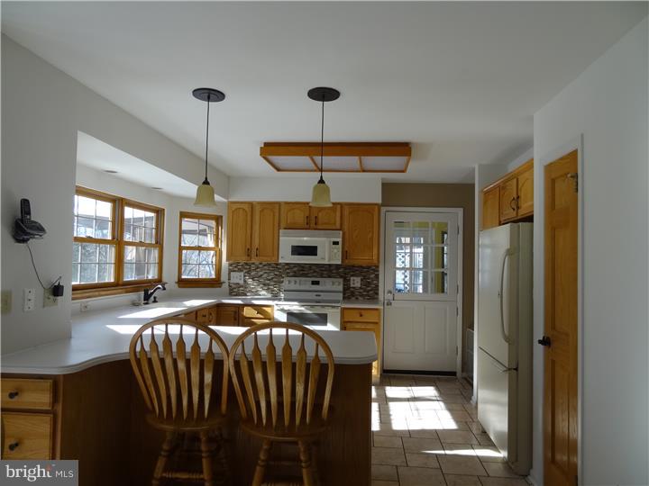5 Woodbrook Road Voorhees, NJ 08043 - Photo 2 of 25 Kitchen