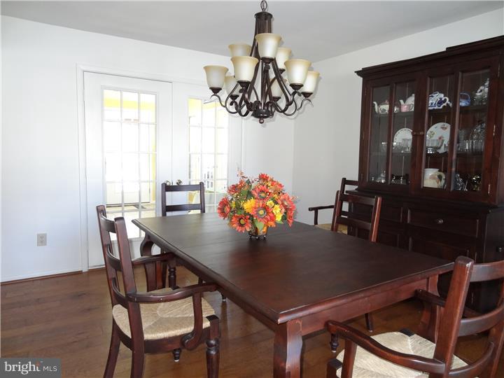 5 Woodbrook Road Voorhees, NJ 08043 - Photo 7 of 25 Dining Room