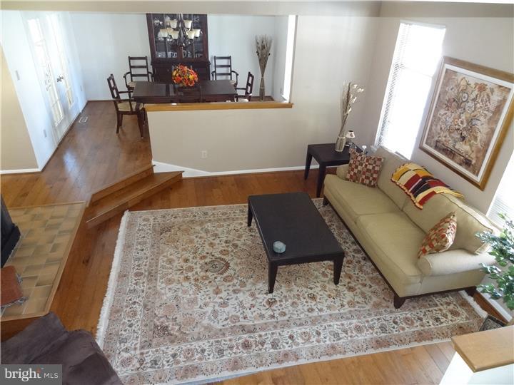 5 Woodbrook Road Voorhees, NJ 08043 - Photo 10 of 25 Living Room