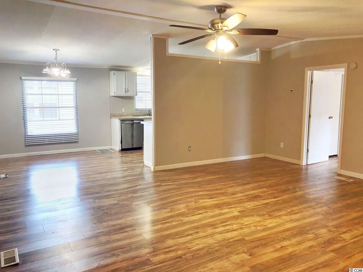 556 Oak Avenue Murrells Inlet, SC 29576 - Photo 14 of 23 Gallery Image 14