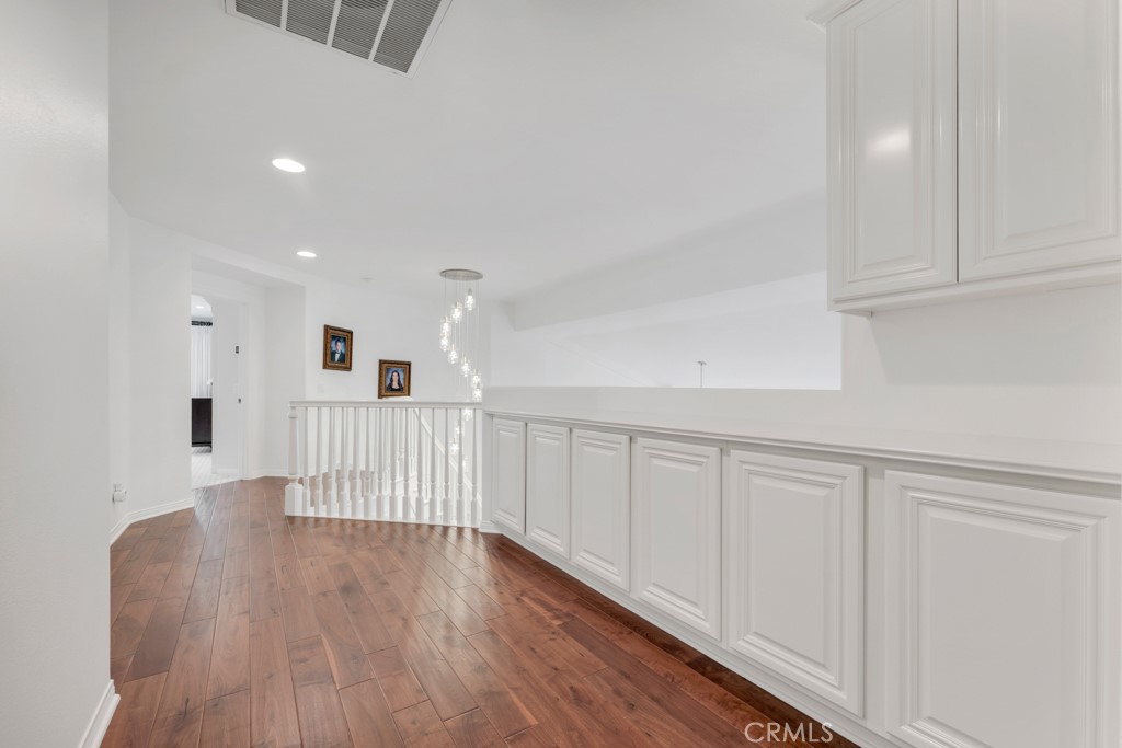 3049 Heavenly Ridge Street Thousand Oaks, CA 91362 - Photo 38 of 50 a view of entryway with wooden floor