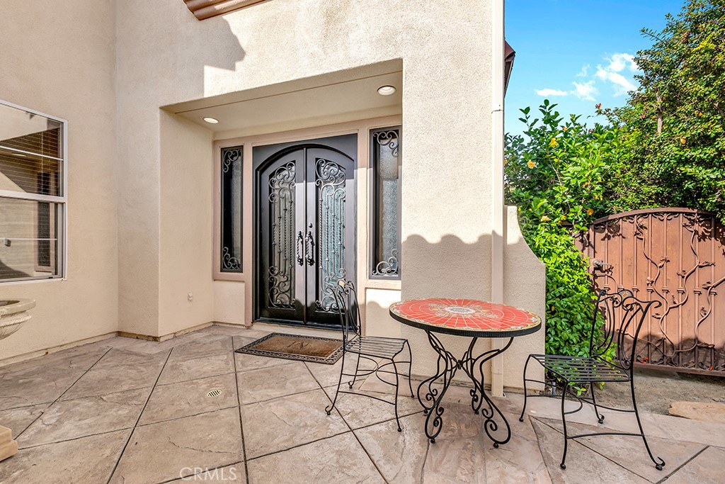 3049 Heavenly Ridge Street Thousand Oaks, CA 91362 - Photo 5 of 50 a front view of a house with backyard