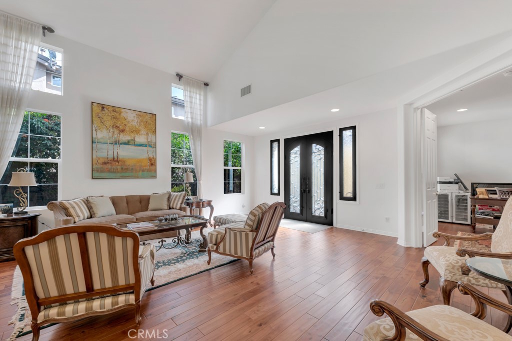 3049 Heavenly Ridge Street Thousand Oaks, CA 91362 - Photo 10 of 50 a living room with furniture and a large window
