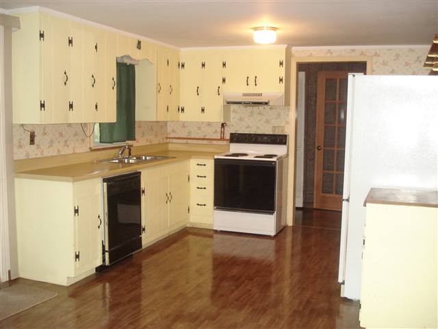 1639 Coffee Road Westminster, SC 29693 - Photo 6 of 11 Gallery Image 6