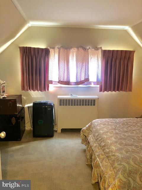 93 Indian Red Road Levittown, PA 19057 - Photo 8 of 12 Gallery Image 8