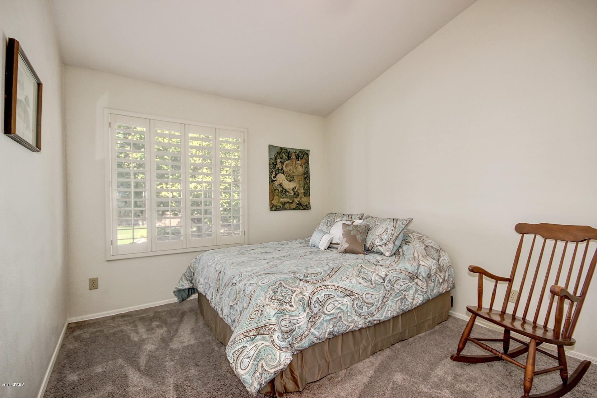4220 East Rockledge Road Phoenix, AZ 85044 - Photo 9 of 12 0017-Rockledge Rd (18)