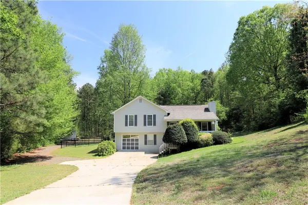 $419,900 | 192 Deerfield Drive, Hiram, GA 30141