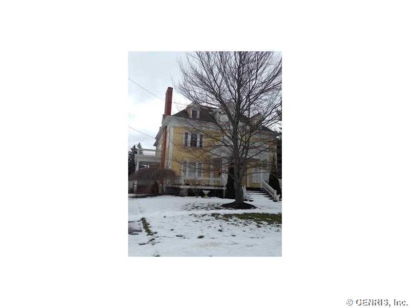 33 Ross Street Batavia, NY 14020 - Photo 2 of 5 Exterior Front.