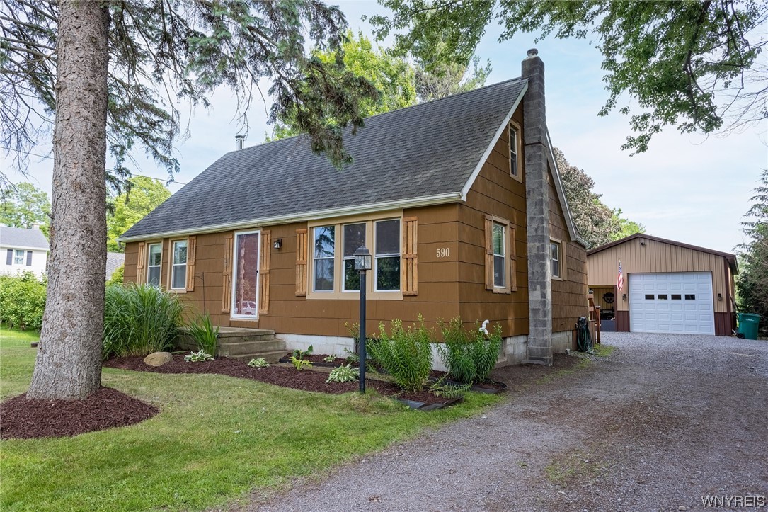 590 Main Street Pembroke, NY 14036 - Photo 1 of 1