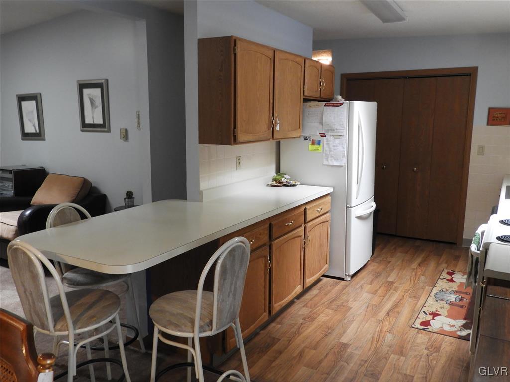 115 Sassafras Road Albrightsville, PA 18210 - Photo 15 of 41 Breakfast Bar