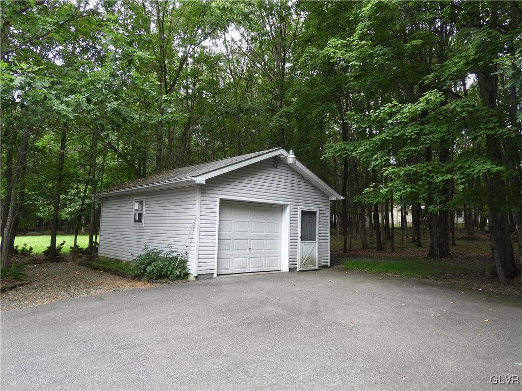 115 Sassafras Road Albrightsville, PA 18210 - Photo 4 of 41 Extra Large 1 Car Garage W/Plenty of Storage Space