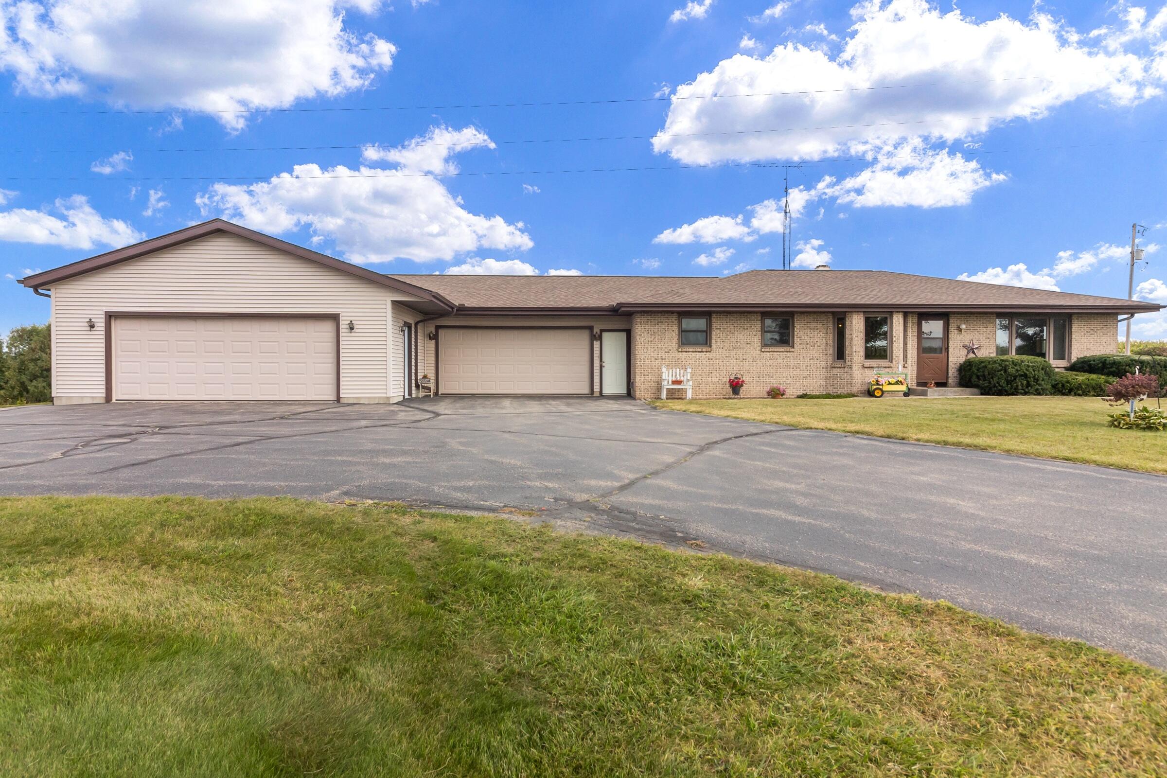 W9342 Creek Road Darien, WI 53114 - Photo 1 of 1 AA2