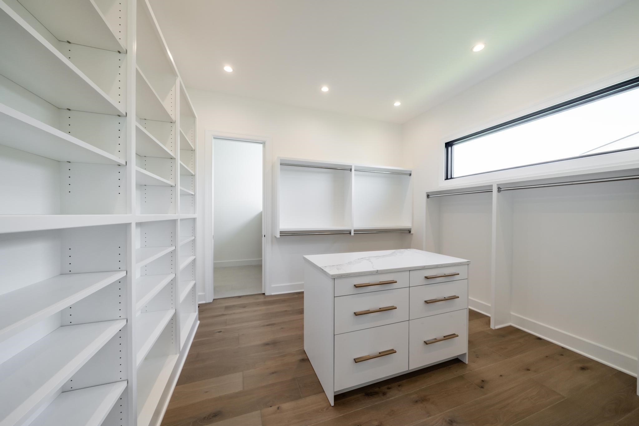 2215 Paradise Circle Wichita, KS 67205 - Photo 17 of 36