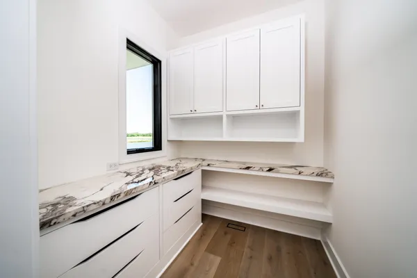 $1,950,000 | 2215 Paradise Circle, Wichita, KS 67205