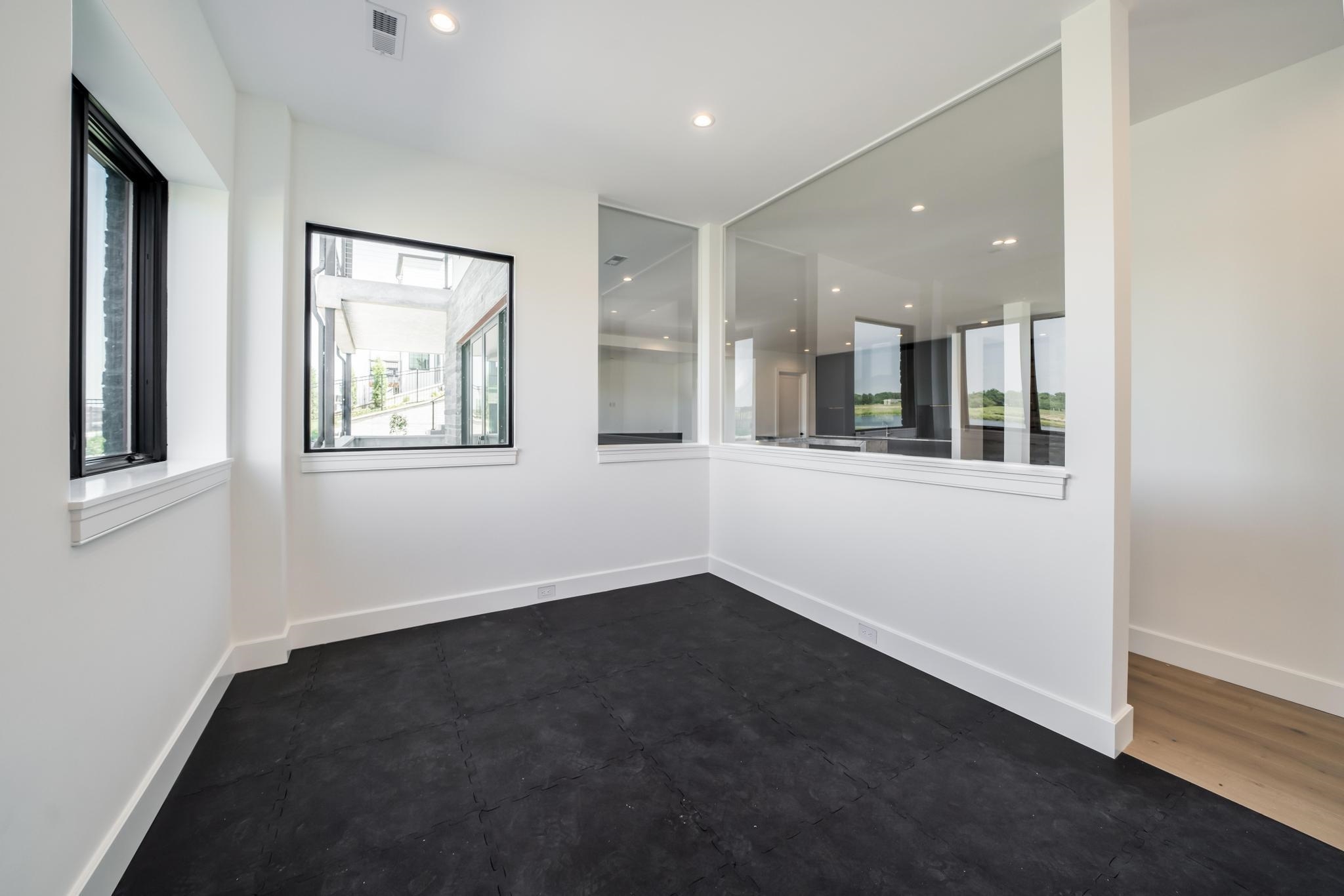 2215 Paradise Circle Wichita, KS 67205 - Photo 32 of 36