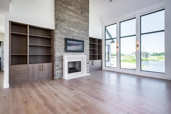 $1,950,000 | 2215 Paradise Circle, Wichita, KS 67205