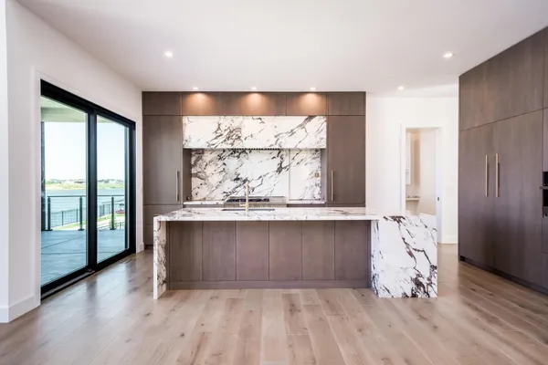 $1,950,000 | 2215 Paradise Circle, Wichita, KS 67205