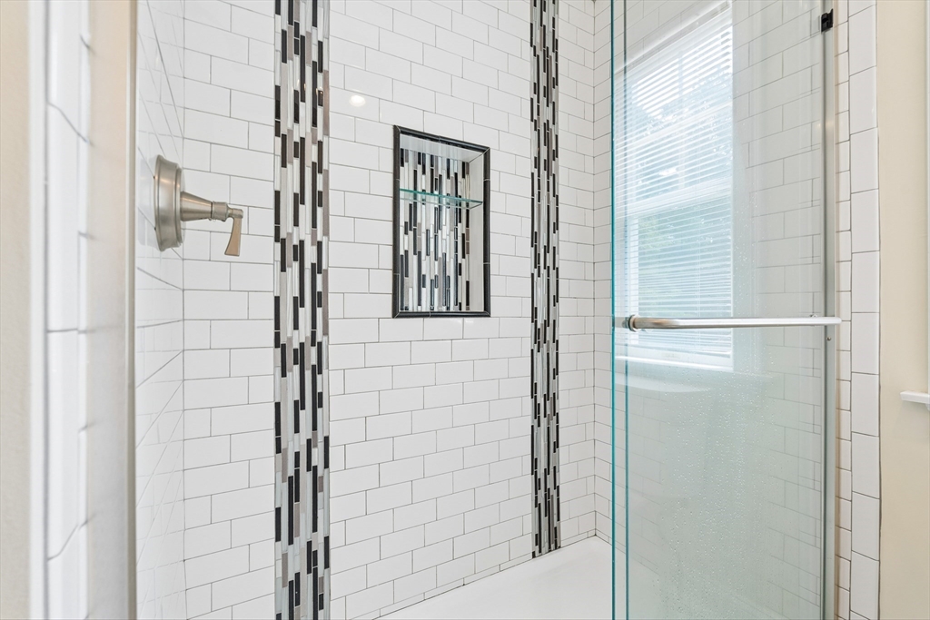 136 Davis Road, Unit 136 Acton, MA 01720 - Photo 25 of 42