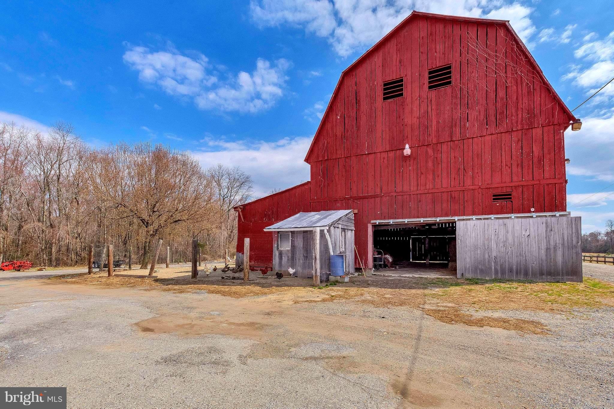 9205 Cedarville Road Brandywine, MD 20613 - Photo 26 of 30 Barn # 2