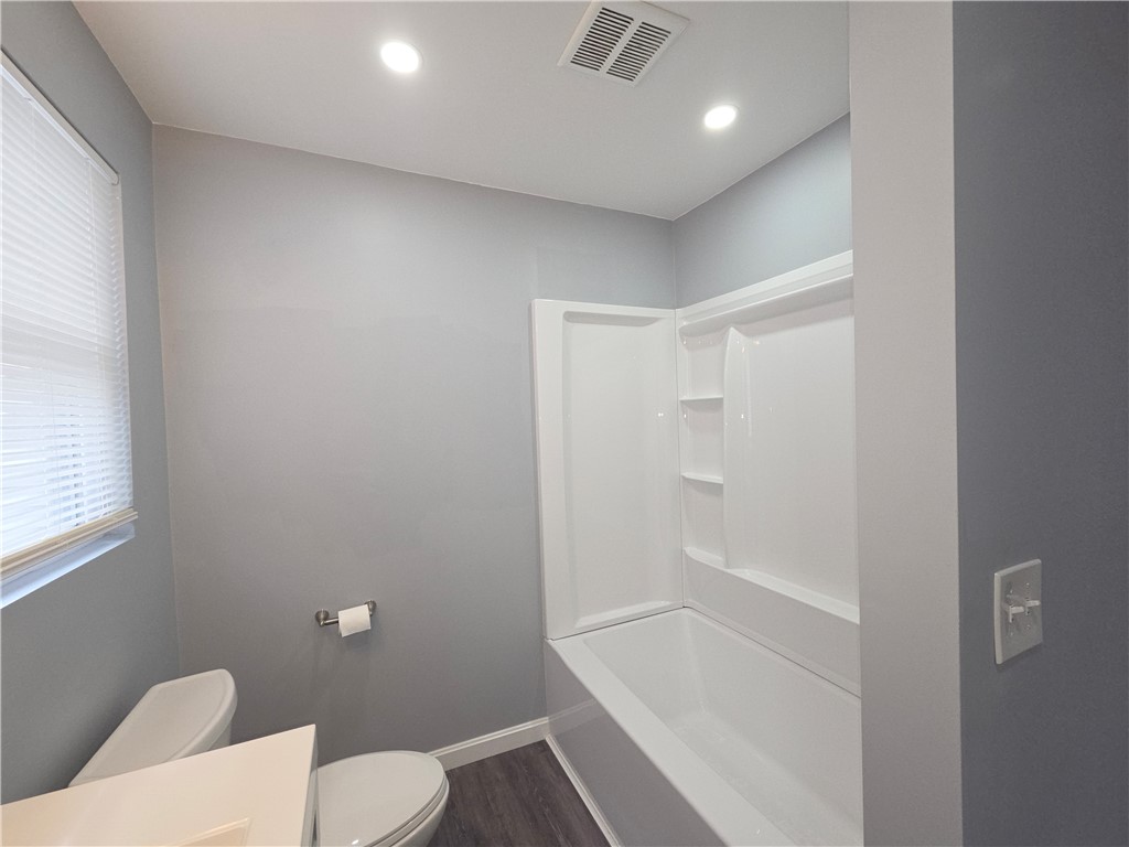 32 Gooding Street Pawtucket, RI 02860 - Photo 13 of 31