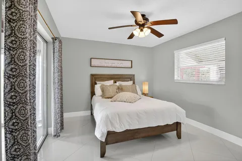 $299,950 | 4305 Northwest 49th Drive, Tamarac, FL 33319