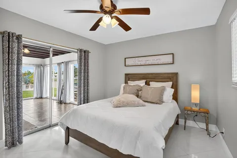 $299,950 | 4305 Northwest 49th Drive, Tamarac, FL 33319