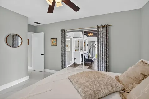 $299,950 | 4305 Northwest 49th Drive, Tamarac, FL 33319