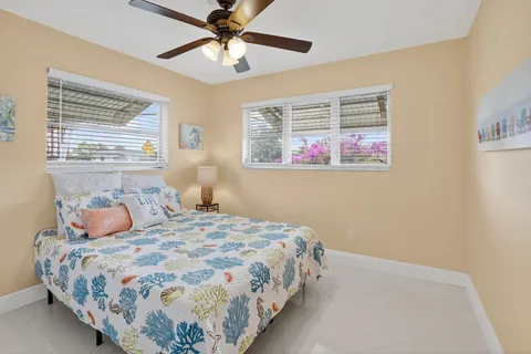 $299,950 | 4305 Northwest 49th Drive, Tamarac, FL 33319