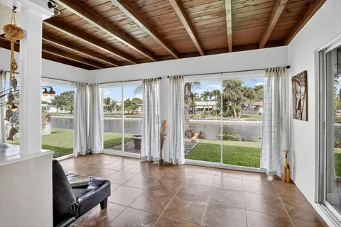 $299,950 | 4305 Northwest 49th Drive, Tamarac, FL 33319