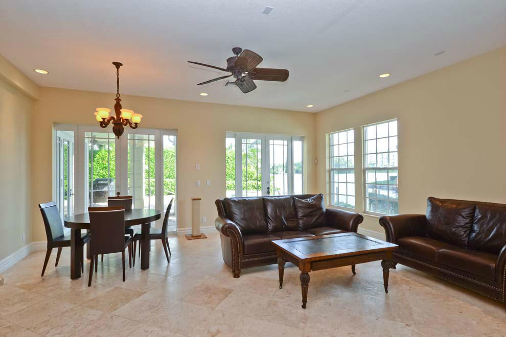 720 Harbour Drive Boca Raton, FL 33431 - Photo 6 of 16 06_family room