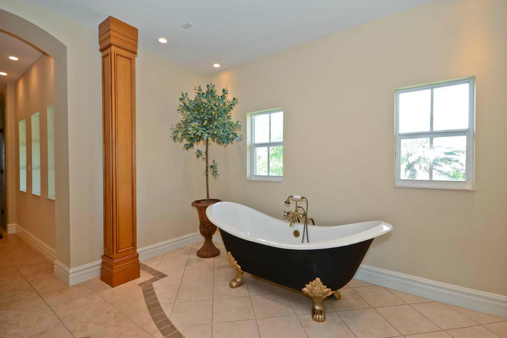 720 Harbour Drive Boca Raton, FL 33431 - Photo 9 of 16 09_master bath