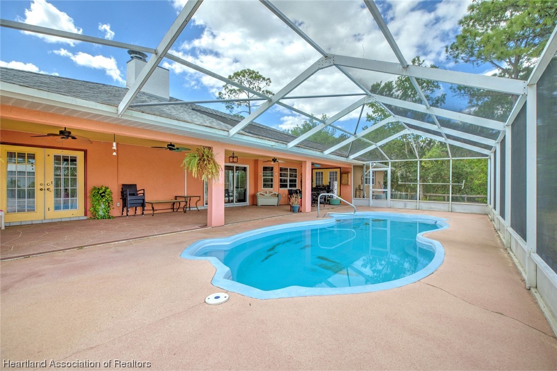 5716 Wolf Road Sebring, FL 33875 - Photo 5 of 31 Gallery Image 5