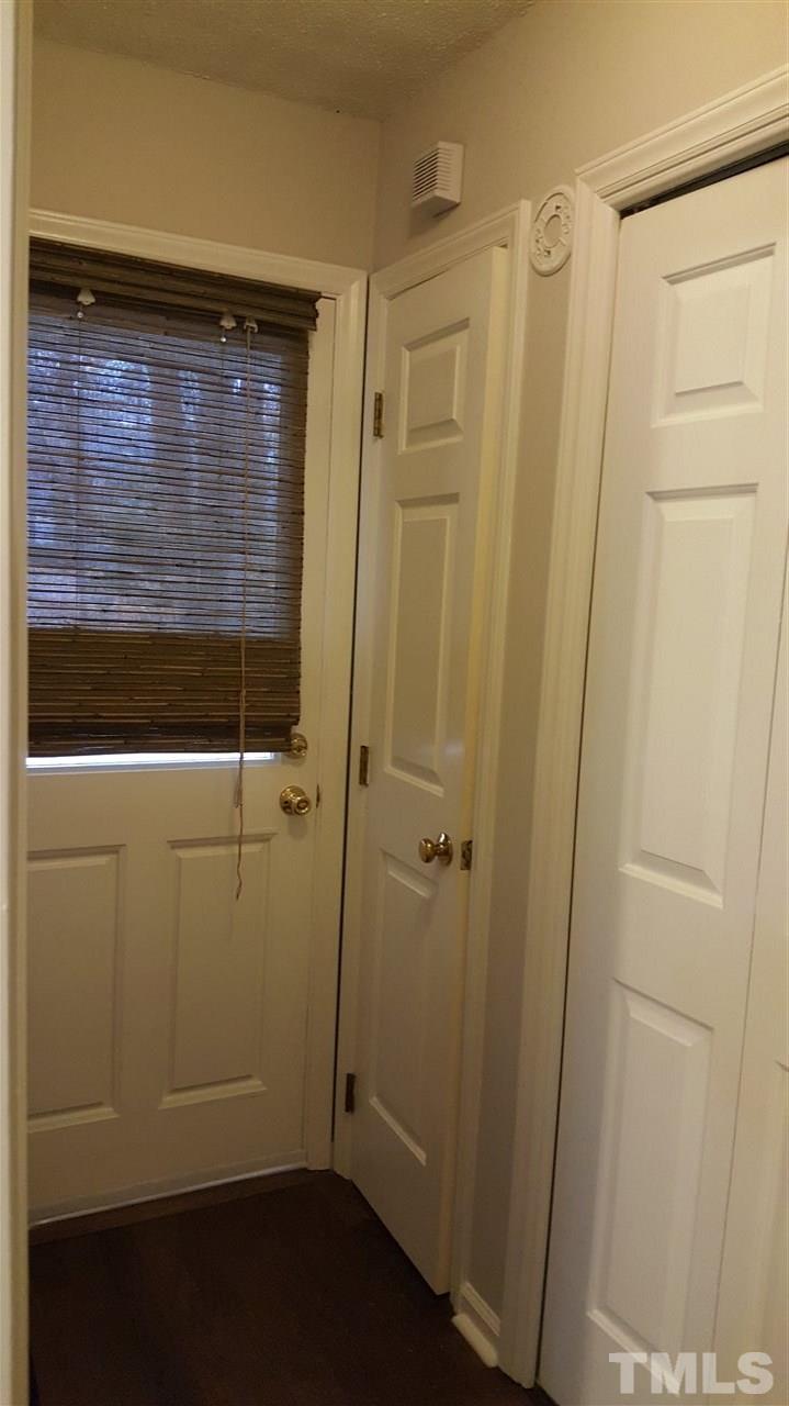 4713 Dillingham Court Raleigh, NC 27604 - Photo 5 of 20 Gallery Image 5
