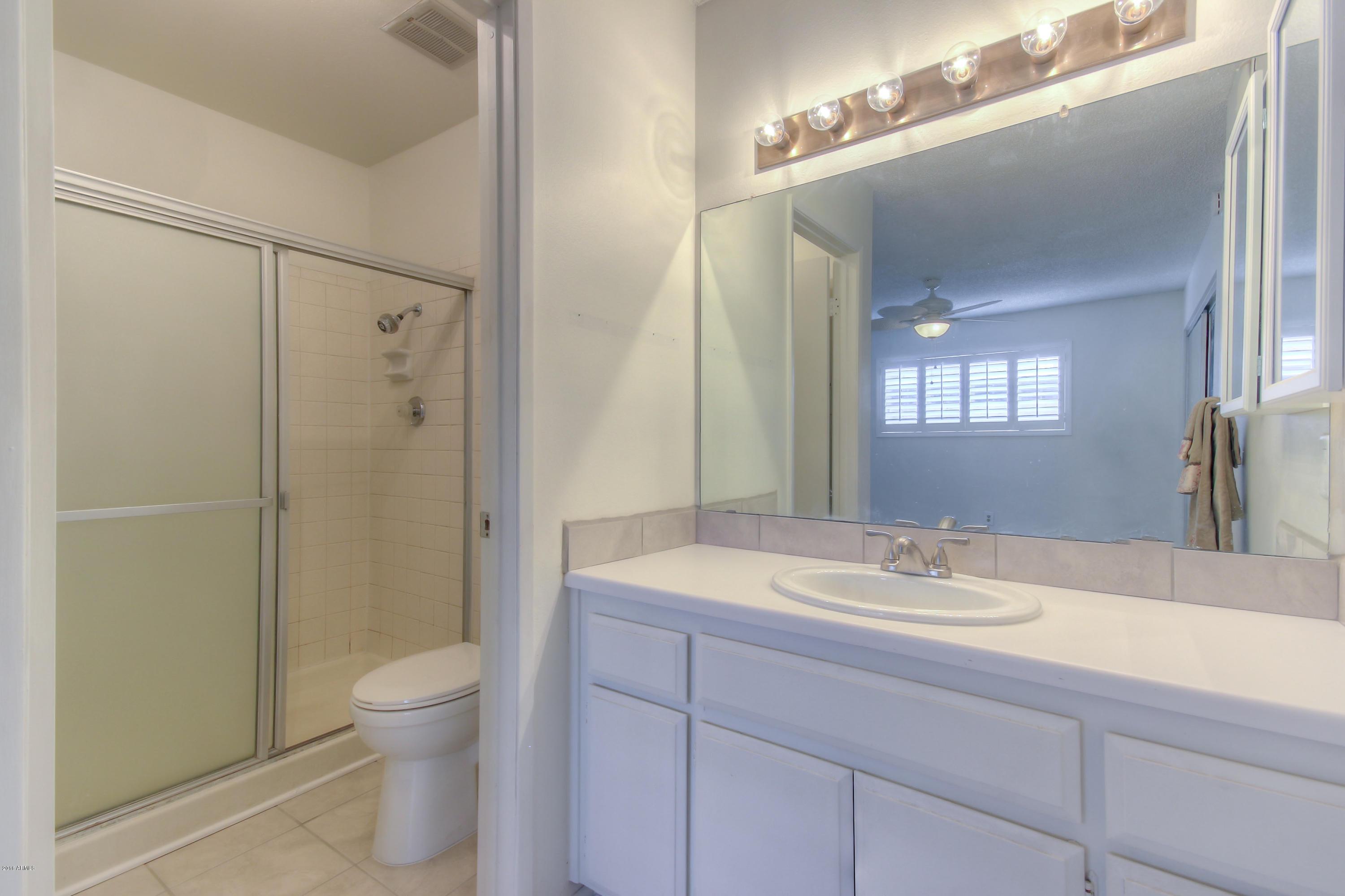 5525 East Thomas Road, Unit O3 Phoenix, AZ 85018 - Photo 19 of 25 Master (4)