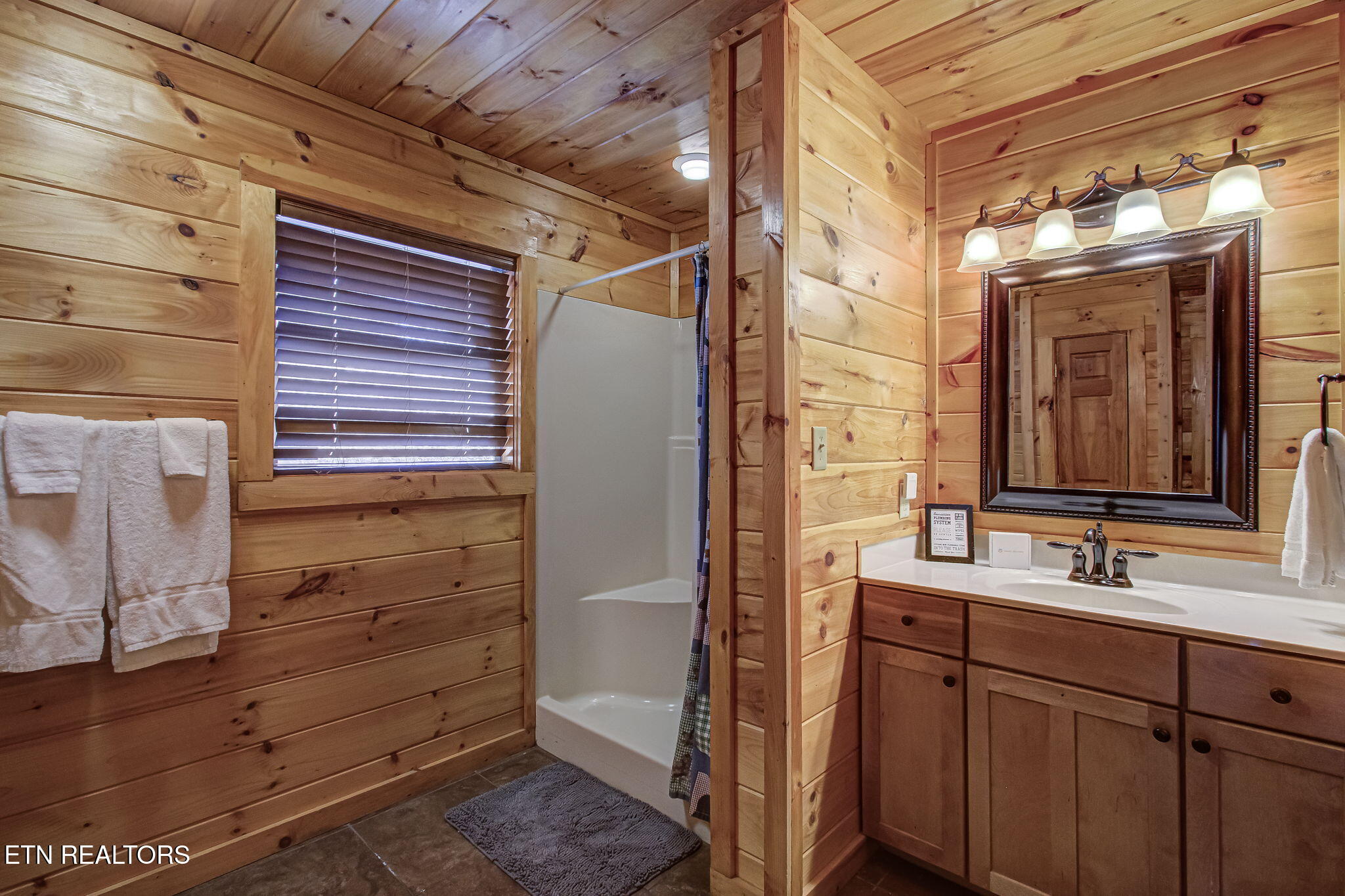 3779 Old Mountain Road Sevierville, TN 37876 - Photo 20 of 53 IMG_3493