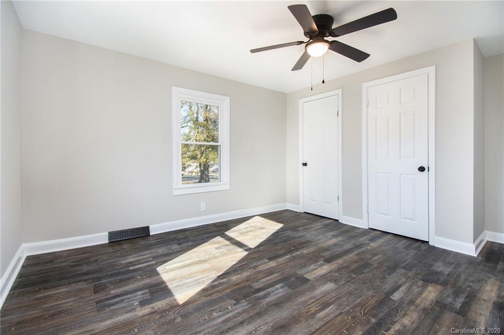 224 Huffstetler Lake Road Dallas, NC 28034 - Photo 13 of 26 Gallery Image 13