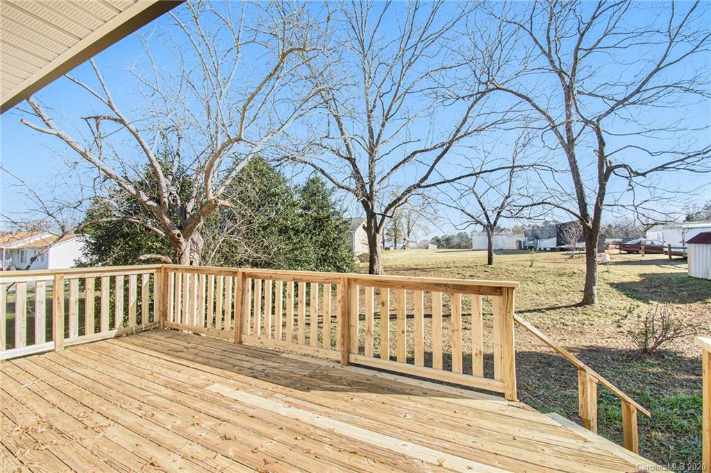224 Huffstetler Lake Road Dallas, NC 28034 - Photo 25 of 26 Gallery Image 25