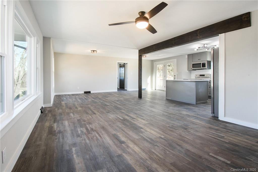 224 Huffstetler Lake Road Dallas, NC 28034 - Photo 4 of 26 Gallery Image 4