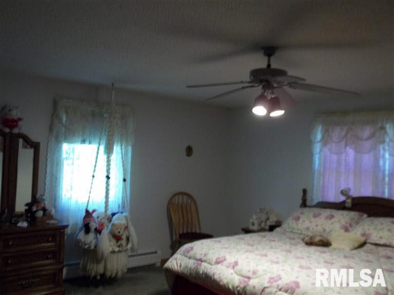 1032 West Le Claire Road Eldridge, IA 52748 - Photo 9 of 19